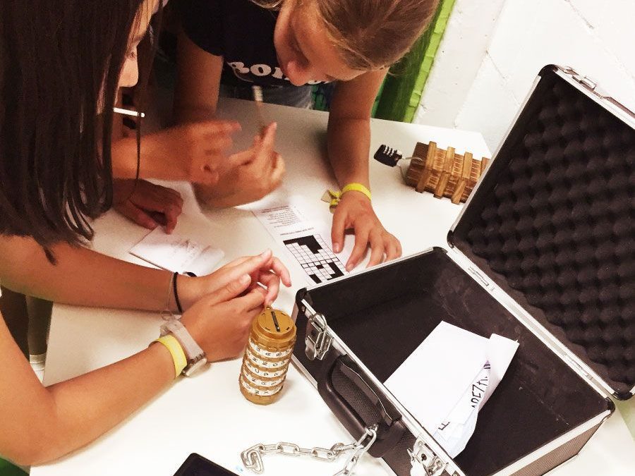Añade un Escape room a tu fiesta en Hanky Planet